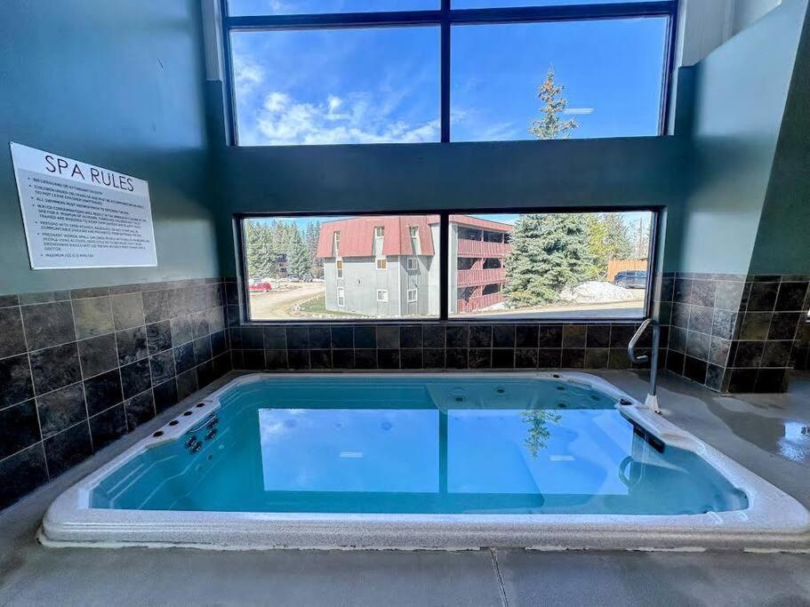 Winter Haus, Winter Park 2 Bedrooms Corner Unit W Outdoor Patio Walking Distance To The Center Of Town Extérieur photo