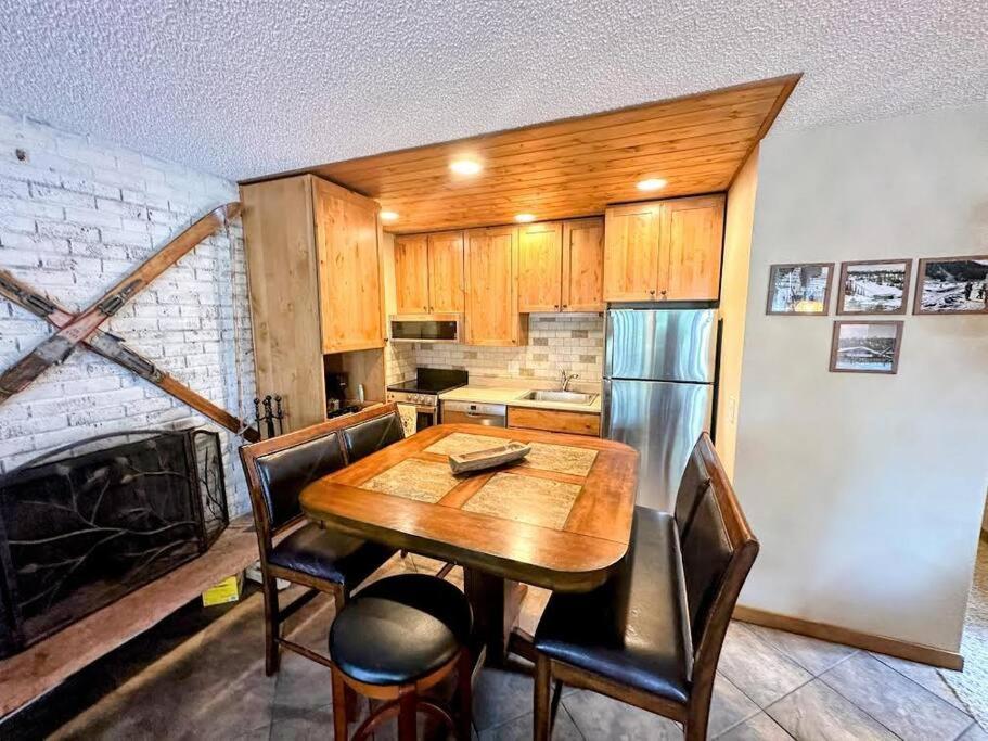 Winter Haus, Winter Park 2 Bedrooms Corner Unit W Outdoor Patio Walking Distance To The Center Of Town Extérieur photo